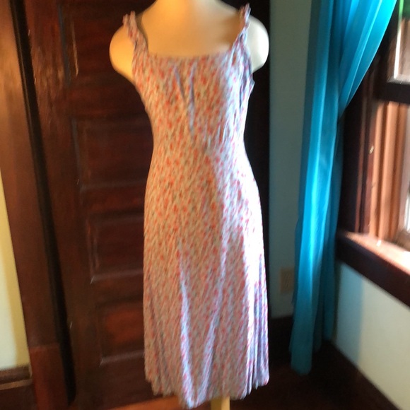 American Eagle 🦅 sundress med/midi/smocked in back/stretch strap makes ruffle - Picture 12 of 12